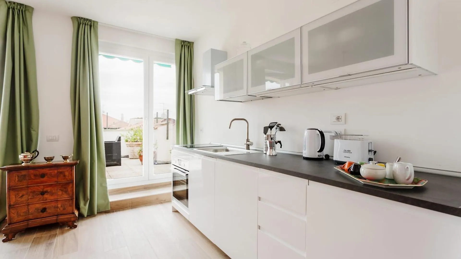 Amazing Flat With Big Terrace And Private Car Park Daire Verona